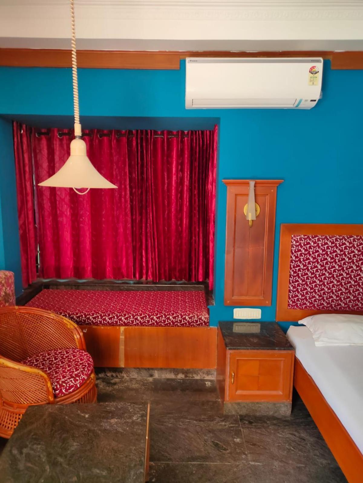 Anjana Hotels テーニ エクステリア 写真